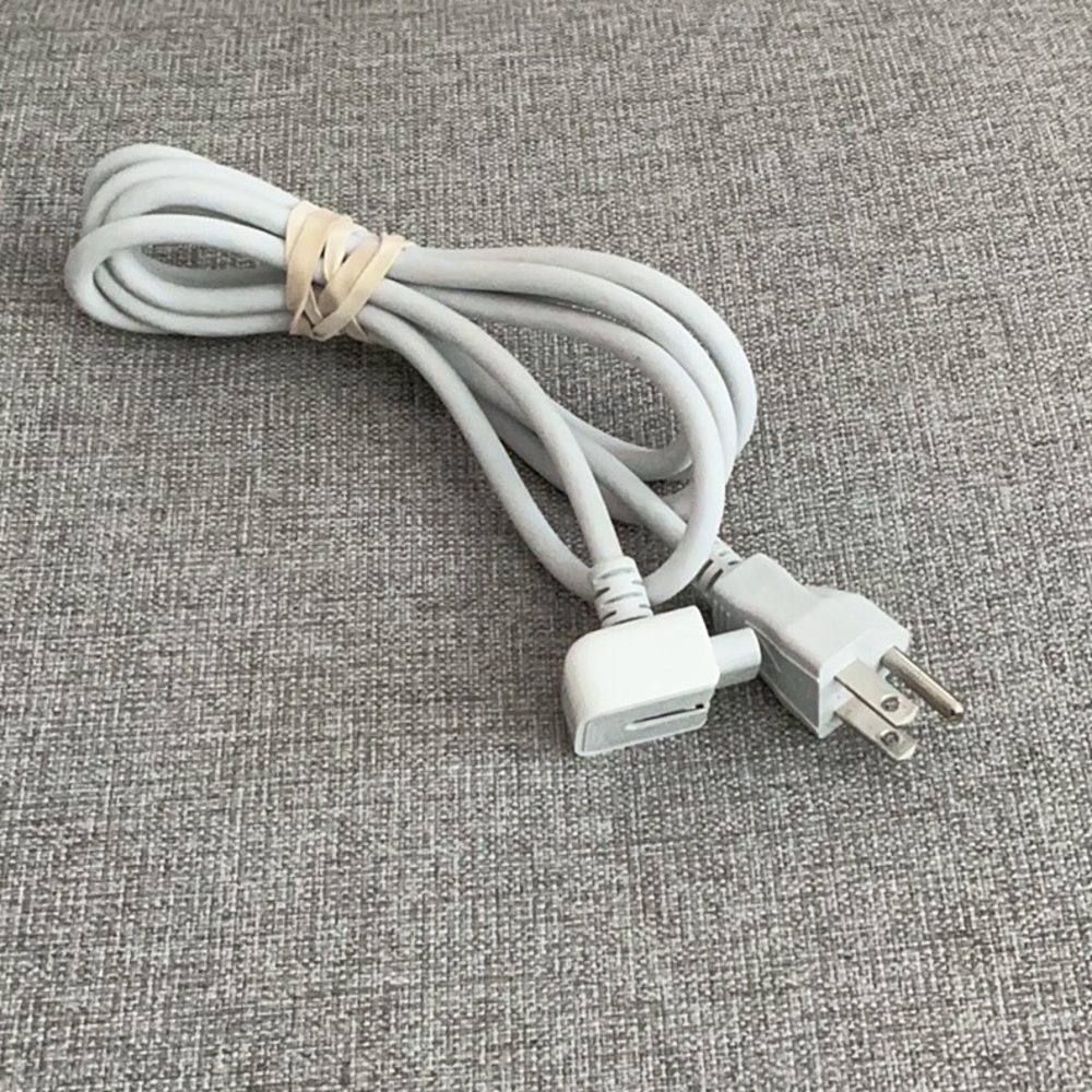Apple 2.5A 125V Extension Cable for MacBook 6ft